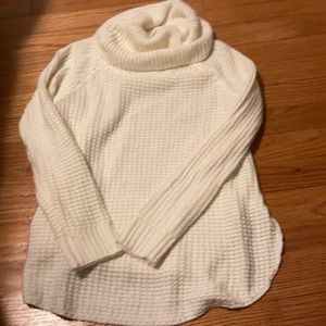 Turtle neck sweater